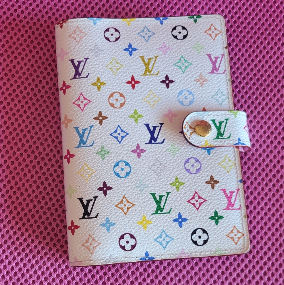 New Louis Vuitton Small Notebook!